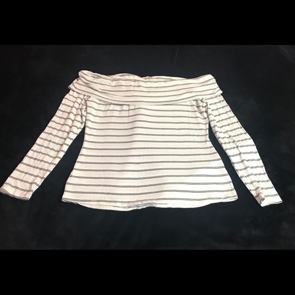 CHARLOTTE RUSSE Long Sleeve Top Shirt/ Size: XL - Picture 3 of 8